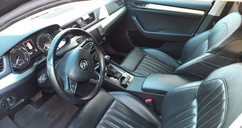 Skoda Superb cena 53000 przebieg: 134450, rok produkcji 2016 z Złocieniec małe 79